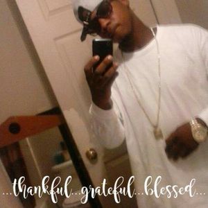 Meet your Posher, Rayveyon